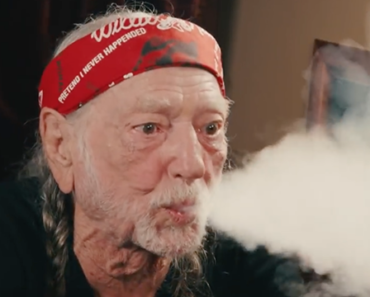 Willie Nelson Says He’s Done Smoking Weed