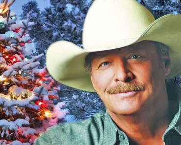 Alan Jackson’s Christmas Must-Haves & Family Traditions