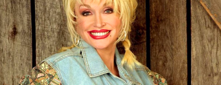 15 Superbly Entertaining Dolly Parton Facts