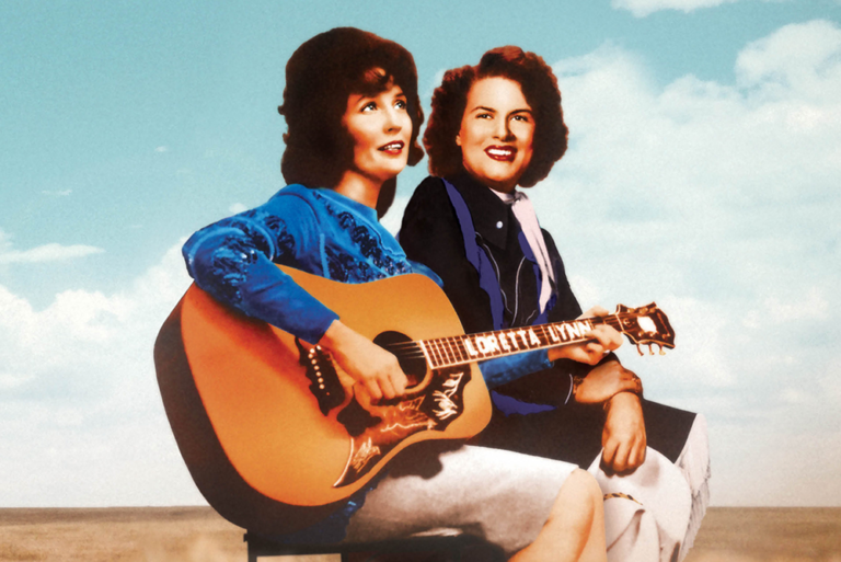 Patsy Cline And Loretta Lynn S Friendship Traditional Country   Trad 8 768x513 