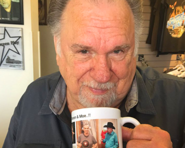 Roadsick blues with old school country balladeer Gene Watson (Interview)