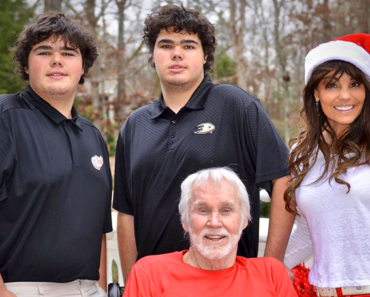 Meet Kenny Rogers’ Twin Sons, Justin and Jordan