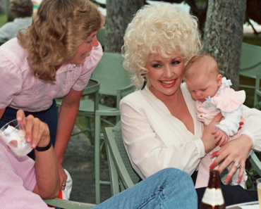 Dolly Parton Once Found a Baby Named Jolene in a Basket in Her Driveway