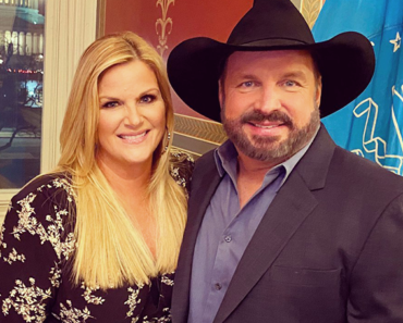 The Story Behind Garth Brooks’ Two Marriages