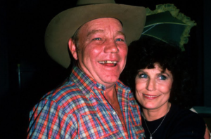 Married To The Bottle: Loretta Lynn And Husband Oliver Lynn Love Story ...