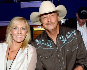 Alan Jackson and wife Denise Jackson: A Story of Enduring Love