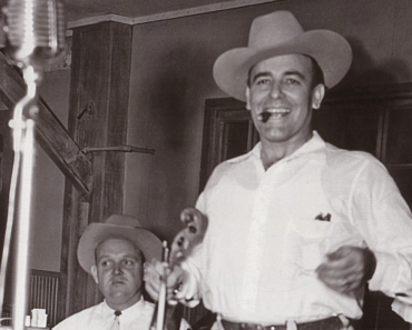 Here Are Some Facts About Bob Wills, Known as The King of Western Swing