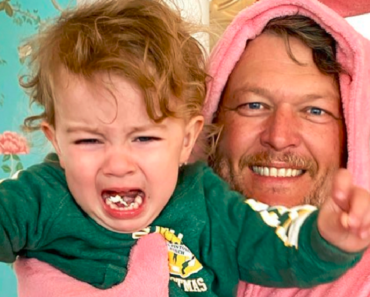 Blake Shelton Brings Baby To Tears With Easter Bunny Costume