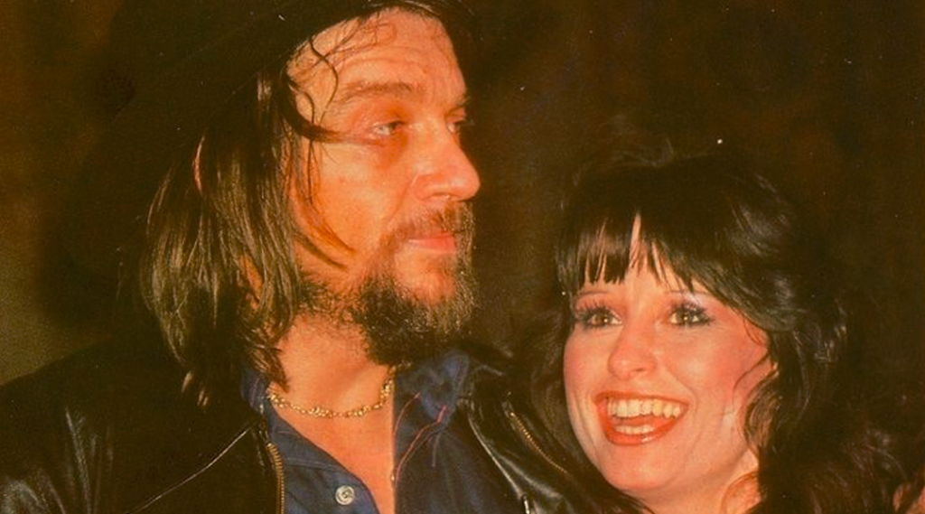 Waylon Jennings and wife Jessi Colter: The Outlaw Couple
