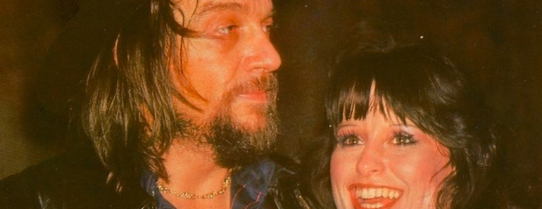 Waylon Jennings and wife Jessi Colter: The Outlaw Couple