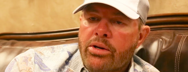 Country star Toby Keith says that he has stomach cancer